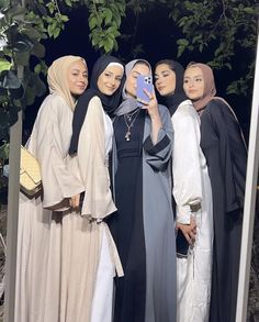 Islam Beauty, English Wallpaper, Haircut Selfie, Photo Hijab, Abaya Design, Mode Zara