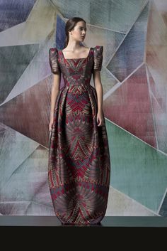 Modern Filipiniana Gown, Modern Filipiniana Dress, Isabel Sanchis, Filipino Fashion, Filipiniana Dress, Filipino Culture, Fashion Gowns