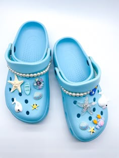 Ocean under the sea croc charms set of 14pcs.Personalize you Crocs or Crocs-like shoes with this eye catching set . Note it is sold as a set of 14pcs . Pick right or left leg for colors Shoes are not included! EASY INSTALL: Slightly stretch the hole of your croc with your finger, insert charm, then release and you're all set! Payment Info: No Refund/exchanges on purchases. If there are any complications with your order please contact me. *Current production time is (1-2 days). This does NOT incl Crocs With Charms, Crocs Charms, Preppy Shoes, Cute Nike Shoes