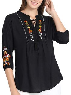 Jeans Tops Indian Style, Black Kurti, Kurti For Women, Kurtas For Women, Short Tunic, Girls Dresses Sewing, Designer Kurta, Latest Kurti