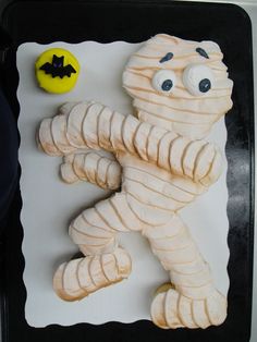 an image of a cake made to look like a cartoon character