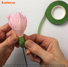 paper crafting ideas Turkey Crafts For Preschool, Paper Craft Greeting Cards, Paper Peony, Rolled Paper Flowers, Paper Flower Patterns, Turkey Crafts