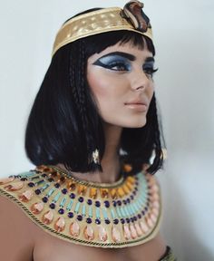 Frankenstein Mens Makeup, Egypt Makeup Cleopatra, Cleopatra Halloween Costume Diy, Cleopatra Eye Makeup, Diy Cleopatra, Cleopatra Quotes