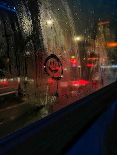 Rainy Path Aesthetic, Rainy Minecraft Aesthetic, Foggy Glass Aesthetic, Nature Rain Wallpaper, Rainy Mood Aesthetic, Rainy Day Home, Rainy Weather Aesthetic, Smiley Face Drawing, Rainy Days Aesthetic