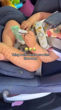 a baby in a car seat with the caption that reads, things i wish knew as a first time mom