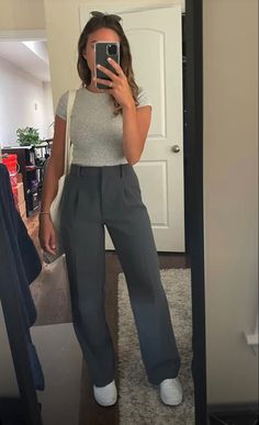 Melina Pants, Internship Outfit, Corporate Outfit, Casual Work Outfits Women, Teaching Outfits, Office Casual Outfit, Summer Office, Office Inspo, Business Outfits Women