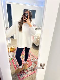 #aerie #comfy #outfit #inspo #fashion #outfitoftheday Aerie Imperfection Is Beauty, Comfy Outfit, Cute Outfits For School, School Fits, Winter Fits, Outfit Inspo Fall, Cute Fits, Comfy Outfits, School Outfits