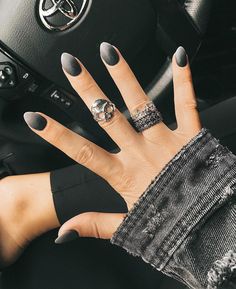 Black Ombre Nails, Black Halloween Nails, Simple Fall Nails, Cute Nails For Fall, Fall Nail Art, Dip Powder Nails, Manicure Y Pedicure, Heart Nails