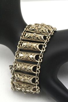 Filigree Gold Jewellery, Filigree Jewellery, Gold Filigree Bracelet, Middle Eastern Jewelry, Filigree Bracelet, Filigree Jewelry, Sterling Bracelets, Gorgeous Bracelet, Vintage Bracelets