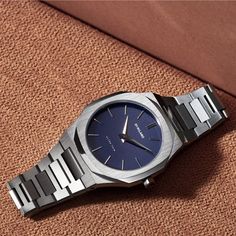 D1 Milano, Dressing Sense, Watches Unique, Gentleman Style, James Bond, Wood Watch, Samsung Gear Watch, Smart Watch, Outfit Sets