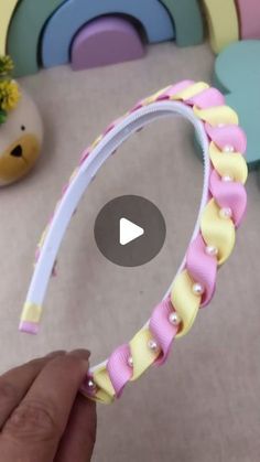 Headband Ideas Diy, Diy Headbands For Kids, Tiara Diy, Diy Tiara, Alice Bands, Hair Bow Tutorial, Headband Tutorial, Hair Clips Diy