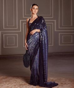 Manish Malhotra Sequin Saree, Manish Malhotra Bridal, Manish Malhotra Saree, Summer Couture, Couture 2023, Heavy Lehenga, Sequin Saree, Manish Malhotra, Black Saree