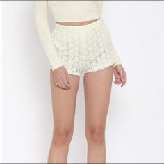 New With Tags! Summer Stretch Lace Shorts, Chic Short Length Lace Shorts, Casual Lace Bottoms For Day Out, Lace Shorts For Spring, Fitted Lace Shorts For Summer, Spring Lace Shorts, Summer High Waist Lace Shorts, Casual Lace Shorts Bottoms, High Waist Lace Shorts For Summer