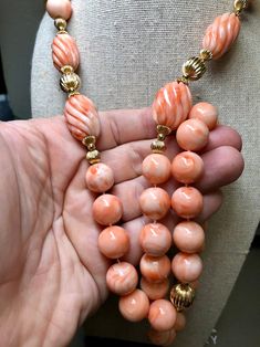 Luxe Jewelry, Vintage Jewelry Box, Coral Jewelry, Bar Pendant, Coral Beads, Vintage Costume Jewelry