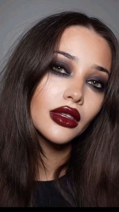 Vampy Lip Makeup Look, Vampy Red Lip, Formal Goth Makeup, Vampy Makeup Looks, Dark Hair Red Lips, Dracula Makeup, Halloween Witch Makeup, Thanksgiving Apple Cider, Vamp Makeup