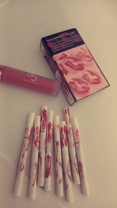 Rauch Fotografie, Pretty Pens, Lilo Et Stitch, Puff And Pass, Golden Rose, Feminine Aesthetic, Red Aesthetic, Just Girl Things