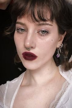 close-up portrait of a beautiful young woman with a burgundy lips goth makeup look Dark Lips Makeup Look, Smoky Under Eyeshadow, Only Lipstick Makeup Look, Lipstick Only Makeup Look, Dark Lipstick Makeup Looks, Bold Lipstick Makeup Looks, Soft Vampy Makeup, Dark Summer Makeup, Bold Red Lip Makeup Look