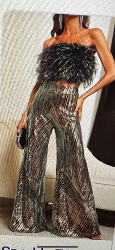 Sequin Looks Outfit, Funky Vegas Outfits, 70s Disco Sequin Outfit, Elegant Disco Outfit, Futuristic Disco Fashion, Green High Waisted Pants Outfits, Coastal Disco Outfit, Multi Way Top, Metallic Theme Party Outfit