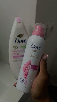 ig: shanisssa 🧘🏾‍♀️🖇️🎀  #clean #hygiene #dove #bodycare #selfcare #aesthetic Dove Body Wash, Diy Skin Care Routine, Serious Skin Care, Basic Skin Care Routine, Body Smells