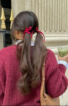 Braids To Hide Bangs, Christmas Hair Inspiration, Half Up Hair With Ribbon, Red Bow In Hair, Bows On Hair, Hair Styles Fall, Red Bow Hair, Red Riding Hood Hairstyles, Red Bow Outfit