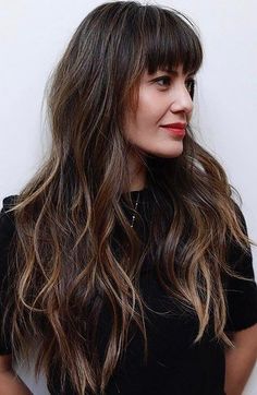 25+ Cute Long Haircuts With Bangs | momooze.com Layered Ends, Layered Bangs, Long Haircuts With Bangs, Bangs Hairstyle, Layered Haircuts With Bangs, Messy Haircut, Long Layered Haircuts, Layered Haircut, Curly Hair With Bangs