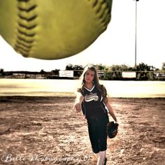 Action shot!(: #softball #photography #photoshoot Softball Sports Photography, Softball Pictures Poses Individual Pitcher, Softball Photography Action, Baseball Action Shots Sport Photography, Softball Poses