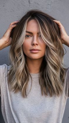 Soft Face Framing Layers Medium Hair, Fall Blonde Medium Length Hair, Balyage Brown Medium Length, Hair Color Ideas For Fine Hair, Smudge Root Blonde With Lowlights, Transition From Brown To Blonde, Ashy Bronde Balayage With Money Piece, Medium Length Haircut With Side Part, Fall Medium Length Hair