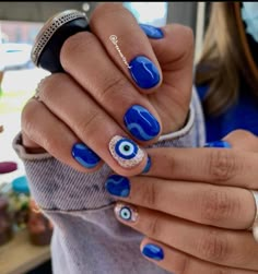 Nail Halloween, Halloween Nail Art Ideas, Evil Eye Nails, Hippie Nails, Gelish Nails, Gel Nails Diy, Vibrant Nails, Glamorous Nails