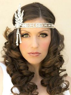 1920s Hair Long, Gatsby Hairstyles For Long Hair, Great Gatsby Makeup, Prom Hair And Makeup, 1920s Long Hair, Gatsby Makeup, Great Gatsby Hairstyles, 20s Hair, Flapper Hair