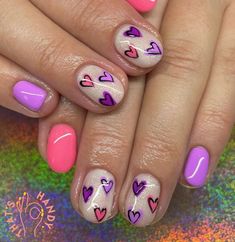 Short Manicure Ideas, V Day Nails, Mani Designs, Short Manicure, Valentines Nail Art, Girl Must Haves, Valentines Nail Art Designs, Time Nails, Preppy Nails