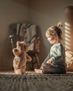 Children; Photography; Children's Photos; Lovely Children;Growth Record;Children Ideas;Happy Children;Little Girl; Big Eyes Child Kids Teddy Bear, Teddy Bear Images, Kind Photo, Bear Images, A Teddy Bear, Kids Portraits, Baby Photoshoot