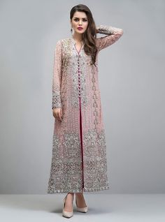 Rose Gold Jacket, Pakistani Party Wear, Look Formal, Pakistani Salwar Kameez, Pakistani Bridal Dresses, Salwar Kameez Designs, Pink Colour, Designer Dresses Indian