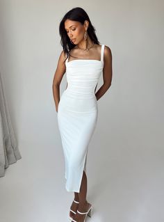 Midi dress Slim fitting 95% polyester 5% spandex Length of size US 4 / AU 8 shoulder to hem: 124cm / 48.8" Vivien is wearing a size US 4 / AU 8 Ribbed material Straight neckline Elasticated straps Lace-up back fastening Low back Elasticated ruching at waist High side slit Lined bust Graduation Dress College, White Dresses Graduation, Stylish Midi Dress, Midi Dress White, Midi Dress Style, Dress Slim, Fleece Dress, Ribbed Dress, Grad Dresses