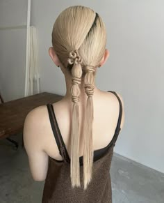 Fancy Buns, Pretty Braids, Hair Arrange, Haircut Inspiration, Hair Setting, Creative Hairstyles, Hair Reference, Aesthetic Bedroom, Aesthetic Hair