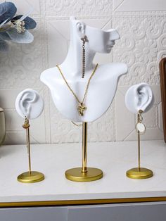 1pc White European Style Resin Mannequin Necklace Holder Stand Earring Display Stand, Can Be Used As Home Decoration Multicolor    ABS Figure    Storage & Organization, size features are:Bust: ,Length: ,Sleeve Length: Necklace Holder Stand, Store Mannequins, Earring Display Stand, Earring Display Stands, Display Props, Necklace Holder, Earring Display, European Style, Jewellery Display