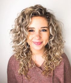 Layers Artists, Haircuts For Curly Hair, Easy Hair, Permed Hairstyles