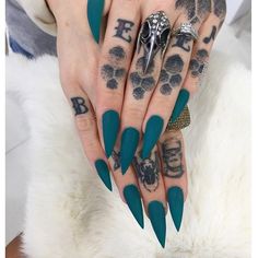 Nails And Tattoos, Pink Peppermint, Maquillage On Fleek, Teal Nails, Pointy Nails, Nagel Tips, Short Almond, Stiletto Nails Designs, Super Nails