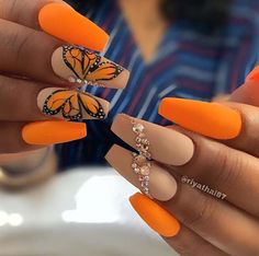 Orange Nails Design, Nail Art Orange, Orange Nail Art, Orange Nail Designs, Yellow Nails Design, Fall Acrylic Nails, Dots Nails