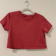 Brand New Condition Cropped Urban Outfitters Basic Crew Neck T-shirt, Basic Urban Outfitters Crew Neck T-shirt, Urban Outfitters Basic Short Sleeve T-shirt, Red Graphic Tee Cropped T-shirt, Urban Outfitters Cotton Crop Top T-shirt, Basic Red T-shirt For Summer, Urban Outfitters Trendy Cotton Tops, Trendy Urban Outfitters Cotton Top, Basic Red Crew Neck Crop Top