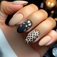 10 Mob Wife Nail Designs for the Confident Woman Fun Nails Designs, Polish Rocks, Cute Nail Colors, Band Nails, Sunflower Nails, Squoval Nails, Pedicure Designs, Chrome Nail, Plaid And Leopard