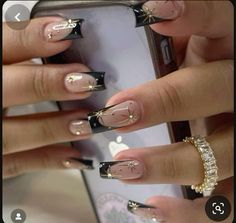 Summer Nail Inspo 2024 Simple, Silver Sparkly Nails, Unusual Nail Designs, Beige Nails Design, Nails Board, Gold Acrylic Nails, Inspiration Nails, Girly Acrylic, Pointy Nails