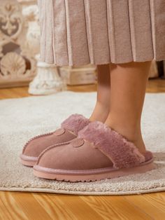 Dusty Pink Super Soft Pink Slip-on Slippers, Super Soft Slip-on Comfy Slippers, Pink Super Soft Cozy Slippers, Cozy Pink Super Soft Slippers, Comfy Slip-on Super Soft Slippers, Super Soft Slip-on Comfortable Slippers, Super Soft Slip-on Slippers For Indoor Use, Cozy Pink Indoor Slippers, Cozy Pink Slippers With Round Toe