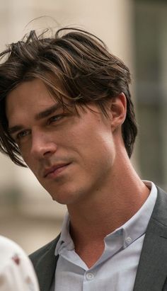 Top 50 Medium-Length Hairstyles for Men: Featuring Galleries and Videos | 50 of the Best Medium Hairstyles for Men (Gallery + Videos Included) Guy Haircuts Long, Mens Hairstyles Medium, Mens Hairstyles Thick Hair, Wavy Hair Men, Clean Shaven, Men Haircut Styles, Mens Braids Hairstyles, Corte De Cabelo Masculino, Haircuts Straight Hair