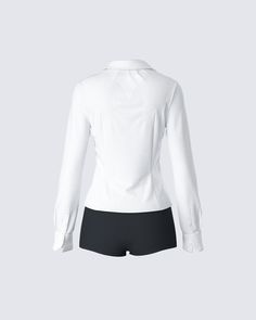 When the work zoom call only shows you from the top, up 😜 Get that promotion you truly deserve in this two-piece set featuring a fitted white poplin shirt and black jersey boxer shorts 🖤 White Poplin Shirt, Zoom Call, Black Jersey, Cargo Pant, Boxer Shorts, Poplin Shirt, Shoe Collection, Jumpsuit Dress, Print Dress