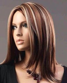 Brown Hair Color With Blonde Highlights, Colors 2023, 2023 Hair, Medium Brown Hair, Highlights Brown Hair, Hair Color Highlights, Brown Blonde Hair, Brown Blonde, Hair Color And Cut