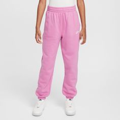 Sweet Pants, Oversized Pants, Boys And Girls Club, Pants Nike, Nike Joggers, Nike Sweatpants, Pink Nike, Running Late, Pink Nikes