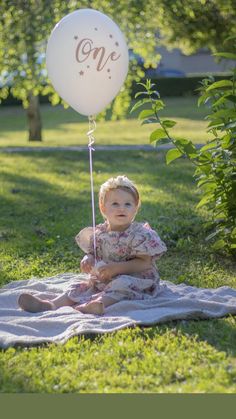 Birthday Baby Girl, Idea Birthday, Birthday Photoshoot, Baby Birthday, Old Photos, Birthday Decorations, Photo Shoot