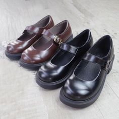 School Girls Women JK Uniform Shoes Flats Buckle Color: Black,Brown Material: Faux Leather EUR Size: 35 36 37 38 39 40 Payment Method:  All kinds of payments Shipping: I ship it to US with Standard Speedpak Contact with me:  Please message me i will reply to you within 6 hours Return:  Accept 30 days after delievered return without reason Japan School Shoes, College Dance, Japan School, College Shoes, Uniform Shoes, Cosplay Clothes, School Uniform Shoes, Performance Shoes, School Bag Essentials