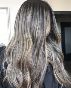 Highlights Brown Hair Balayage, Babylights Blonde, Ash Blonde Hair Balayage, Grey Blonde Hair, Balayage Blond, Black Hair Balayage, Ash Hair Color, Black Hair Dye, Hair Tint