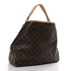 This is an authentic LOUIS VUITTON Monogram Delightful GM. This stylish tote is finely crafted of classic Louis Vuitton monogram coated canvas. This shoulder bag features a looping vachetta cowhide leather shoulder strap and trim, diagonal zipper pockets on the front, and polished brass hardware. The shoulder bag opens to a brown on beige striped fabric interior with a zipper pocket. Lv Handbags Black, Handbags Black, Lv Handbags, Striped Fabric, Black Handbags, Brass Hardware, Polished Brass, Authentic Louis Vuitton, Cowhide Leather